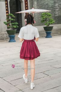 Hán Phục Cách Tân Mèo Đỏ