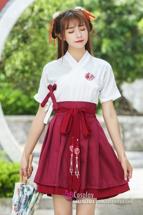 Hán Phục Cách Tân Mèo Đỏ