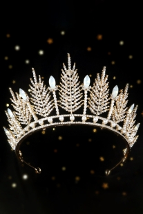 Vương Miện Cài Tóc Cô Dâu Hình Lá Thông Đính Kim Cương