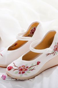 Giày Thêu Hán Phục Đế 6cm Size 38