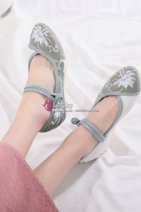 Giày Thêu Hán Phục Đế 4cm Size 38