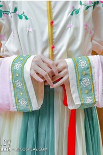 Váy Múa Đôn Hoàng - Bạc Hà Lục Phấn