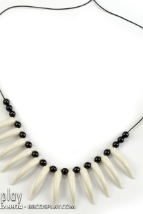 Vòng Cổ Thổ Dân Bằng Răng Nanh