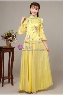 Sườn Xám Cách Tân Vàng Dịu Dàng