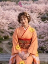 Trang Phục Kimono Nhật Bản Màu Cam Hoa Hướng Dương Vàng