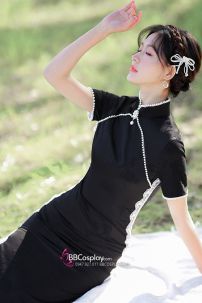 Sườn Xám Đen Viền Ngọc Trai