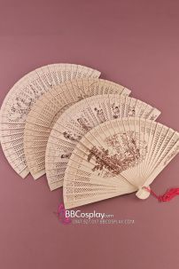 Quạt Gỗ Khắc Hình Cây Tùng