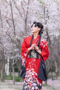 Yukata Chuẩn Nhật Đỏ (Kimono Mùa Hè Rực Rỡ)