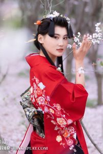 Yukata Chuẩn Nhật Đỏ (Kimono Mùa Hè Rực Rỡ)
