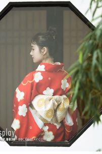 Yukata Đỏ Chuẩn Nhật Mùa Hè Rực Rỡ