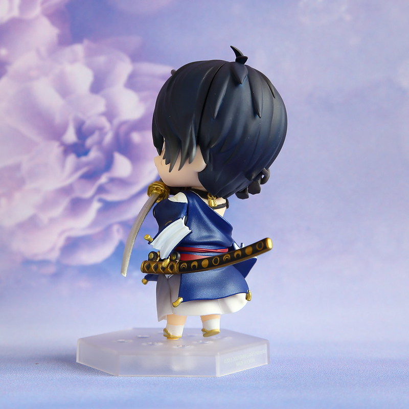 Mô Hình Mikazuki Munechika : Shinkenhissatsu Co-De - Touken Ranbu