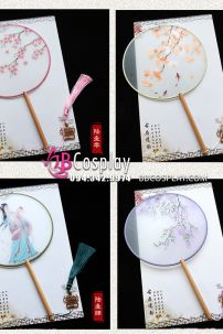 Quạt Tròn Mỹ Nữ Rải Hoa