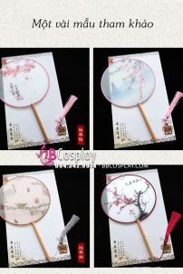 Quạt Tròn Cổ Trang Đào Rơi Trên Cổ Cầm