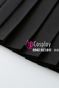 Seifuku Nữ Sinh Áo Đen Phối Viền Cổ Đỏ Tay Ngắn Váy Đen