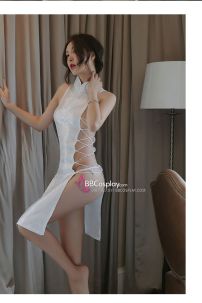Sườn Xám Sexy Trắng Momonogi Đan Hông Gợi Cảm