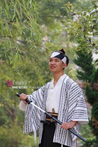 Kimono Nam Áo Trắng Sọc - Hakama Đen