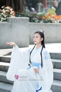 Hán Phục Thanh Long