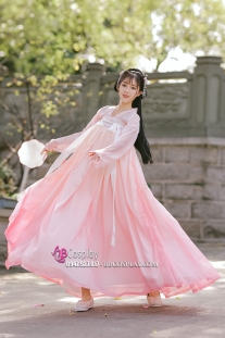 Hán Phục Lạc Hoa Bách Hợp Phấn