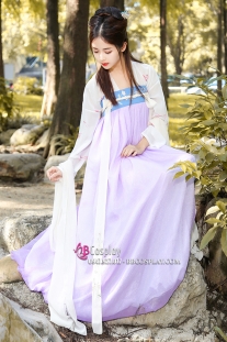 Hán Phục Múa Lạc Hoa Thủy Tinh Tử