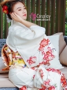 Kimono Nhật Bản Trắng Hoa Mận Đỏ Tặng Kèm Guốc