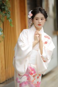 Áo Yukata Kimono Trắng Kem Tặng Kèm Thắt Lưng