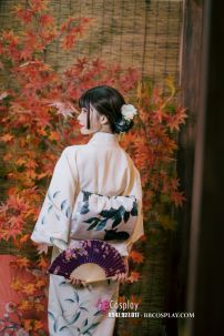 Yukata Tết Nền Kem Phối Họa Tiết Xanh