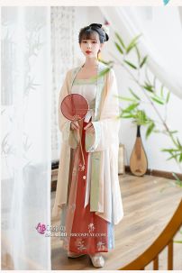 Hán Phục Phù Quang Hoa