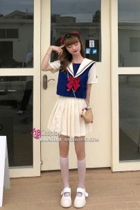 Đồng Phục Nữ Sinh Bạch Tuyết Tay Ngắn