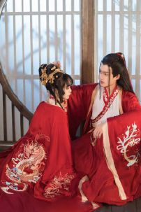 Hán Phục Cặp Đôi Song Long Hồng Môn Thêu Chính Hãng Váy 12M