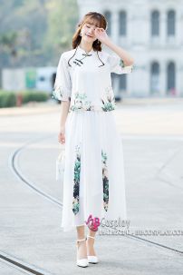 Trang Phục Nữ Sinh Dân Quốc - Màu Trắng Hoa Xanh