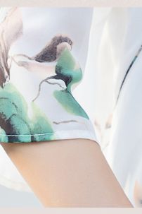 Trang Phục Nữ Sinh Dân Quốc - Màu Trắng Hoa Xanh