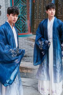 Hán Phục Nam Khoác Xanh Thêu Vĩ Hồ