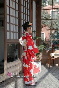 Kimono Bé Gái Đỏ Hoa Đào (HÀNG ORDER)