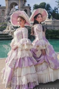 Đầm Nữ Hoàng Elizabeth Vintage