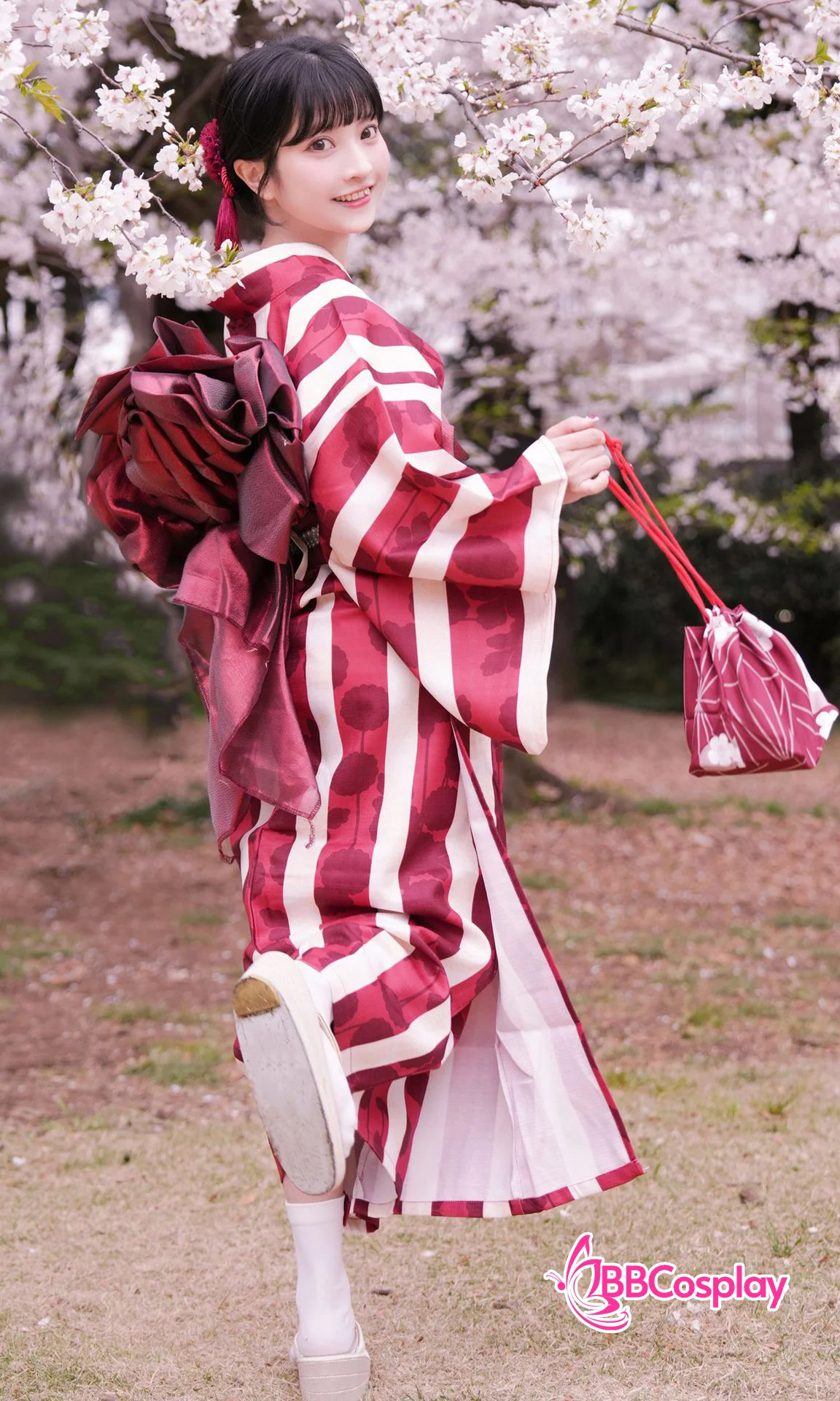 Yukata Kohaku Đỏ Sọc Trắng Vân Chìm Hoa Bách Hợp