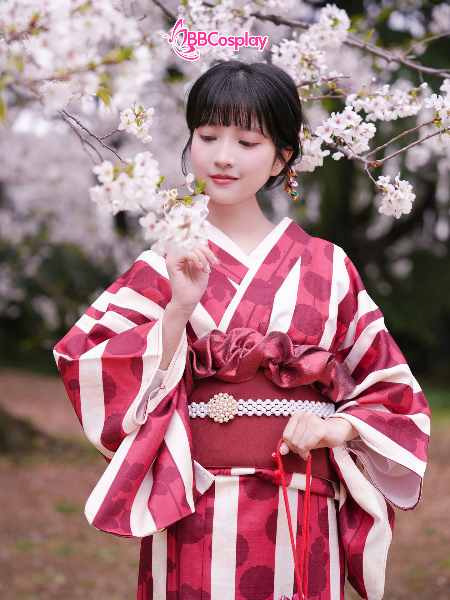 Yukata Kohaku Đỏ Sọc Trắng Vân Chìm Hoa Bách Hợp