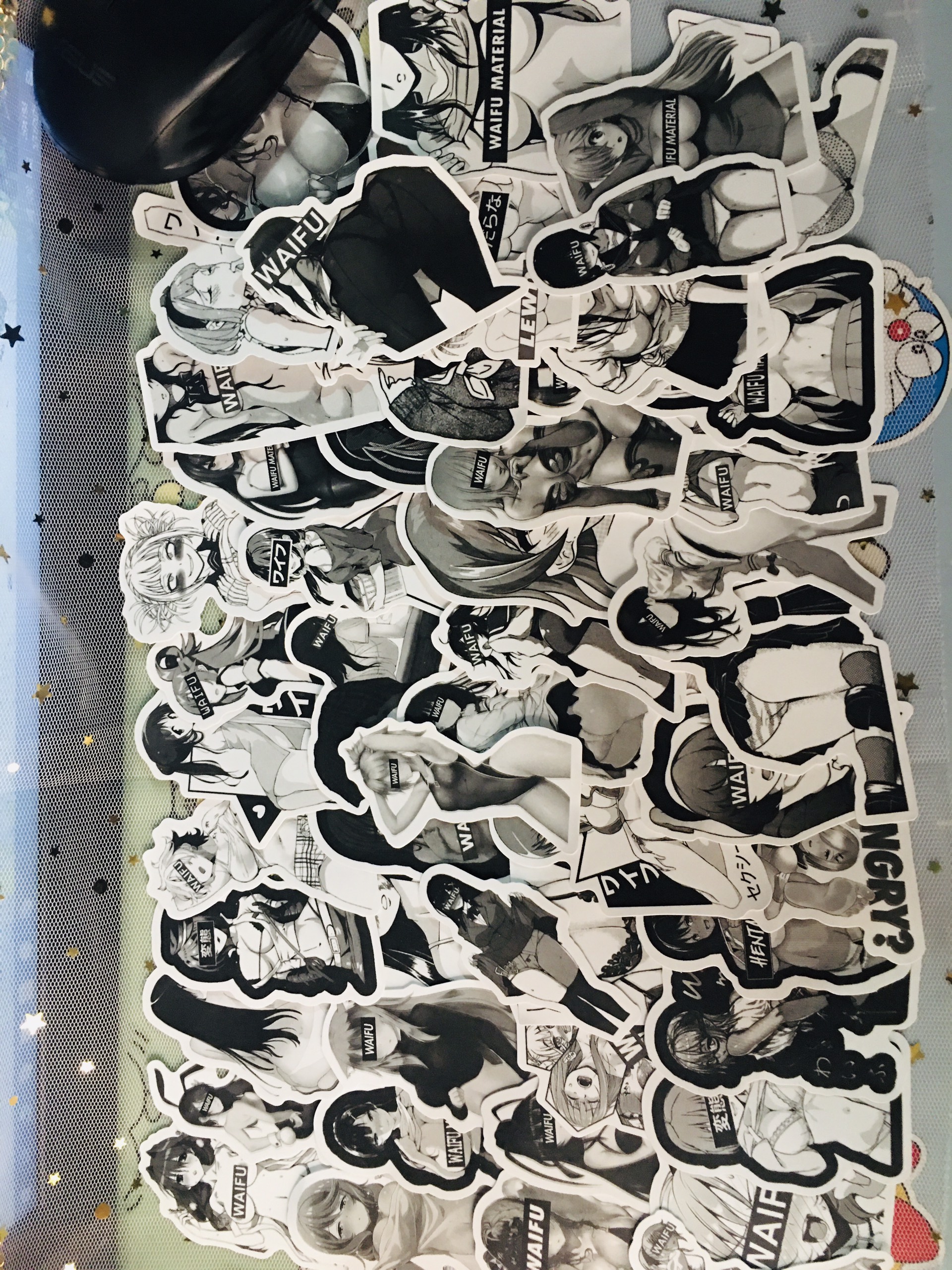 Sticker Manga H E N T A I - Bộ 50 Cái Giá Tốt - BBCosplay.com