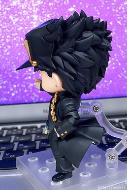 Nendoroid 985 - Jotaro Kujo - JoJo's Bizarre Adventure