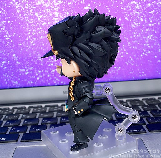 Nendoroid 985 - Jotaro Kujo - JoJo's Bizarre Adventure