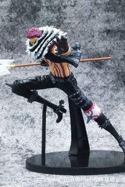 Mô Hình Figure Charlotte Katakuri - One Piece