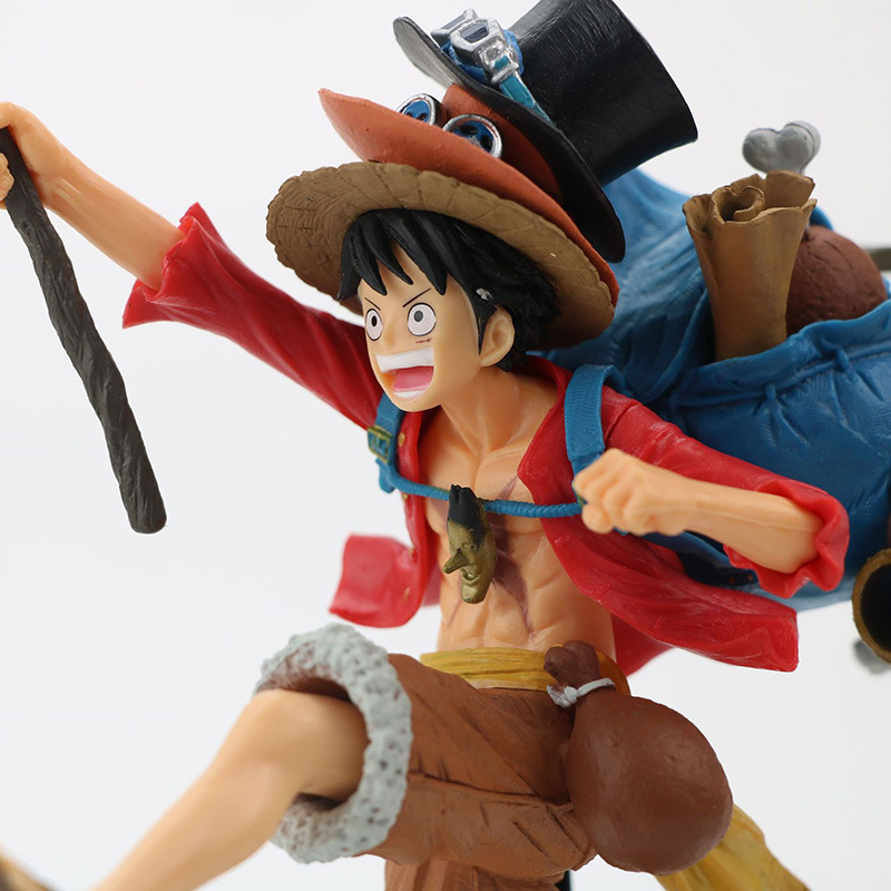 Mô hình figure One Piece bộ 3 anh em Ace Sabo Luffy là một sản phẩm đặc biệt dành cho các fan của One Piece. Với chất liệu cao cấp và các chi tiết hoàn chỉnh, sản phẩm sẽ là một bộ sưu tập giá trị và mang lại niềm hạnh phúc khi sở hữu cùng những nhân vật yêu thích của bạn.