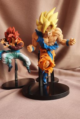 Mô Hình Figure Songoku Super Saiyan 4 - Dragon Ball