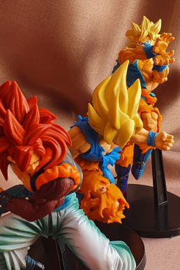 Mô Hình Figure Songoku Super Saiyan 4 - Dragon Ball