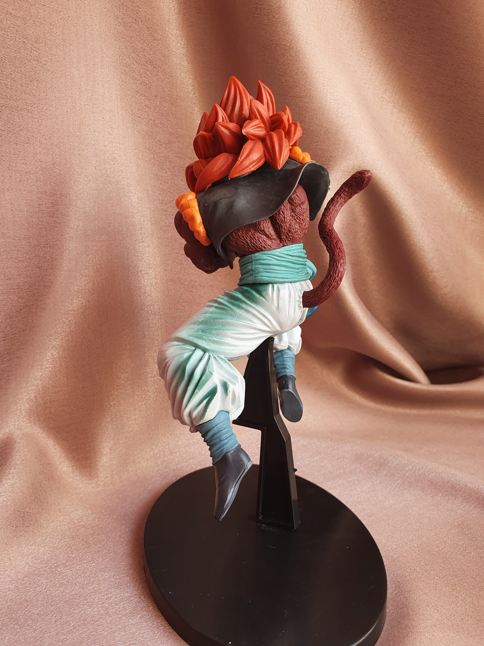 Mô Hình Figure Songoku Super Saiyan 4 - Dragon Ball