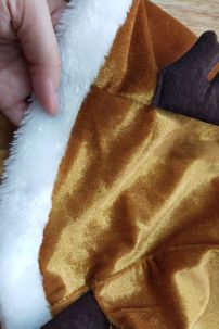 Đầm Tuần Lộc Cúp Ngực Có Kèm Choàng