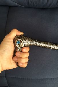 Gậy Quý Tộc Đầu Chim Ưng Đẹp Hút Hồn Màu Crom