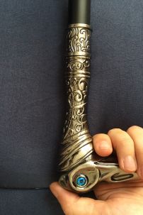 Gậy Quý Tộc Đầu Chim Ưng Đẹp Hút Hồn Màu Crom