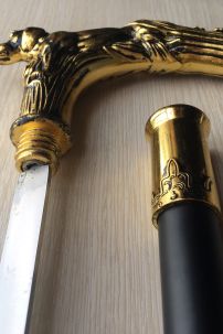 Gậy Quý Tộc Đầu Đầu Chó Màu Vàng