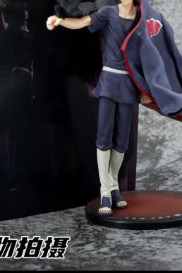 Mô Hình Figure Uchiha Itachi Tư Thế Đứng Khoác Áo - Naruto