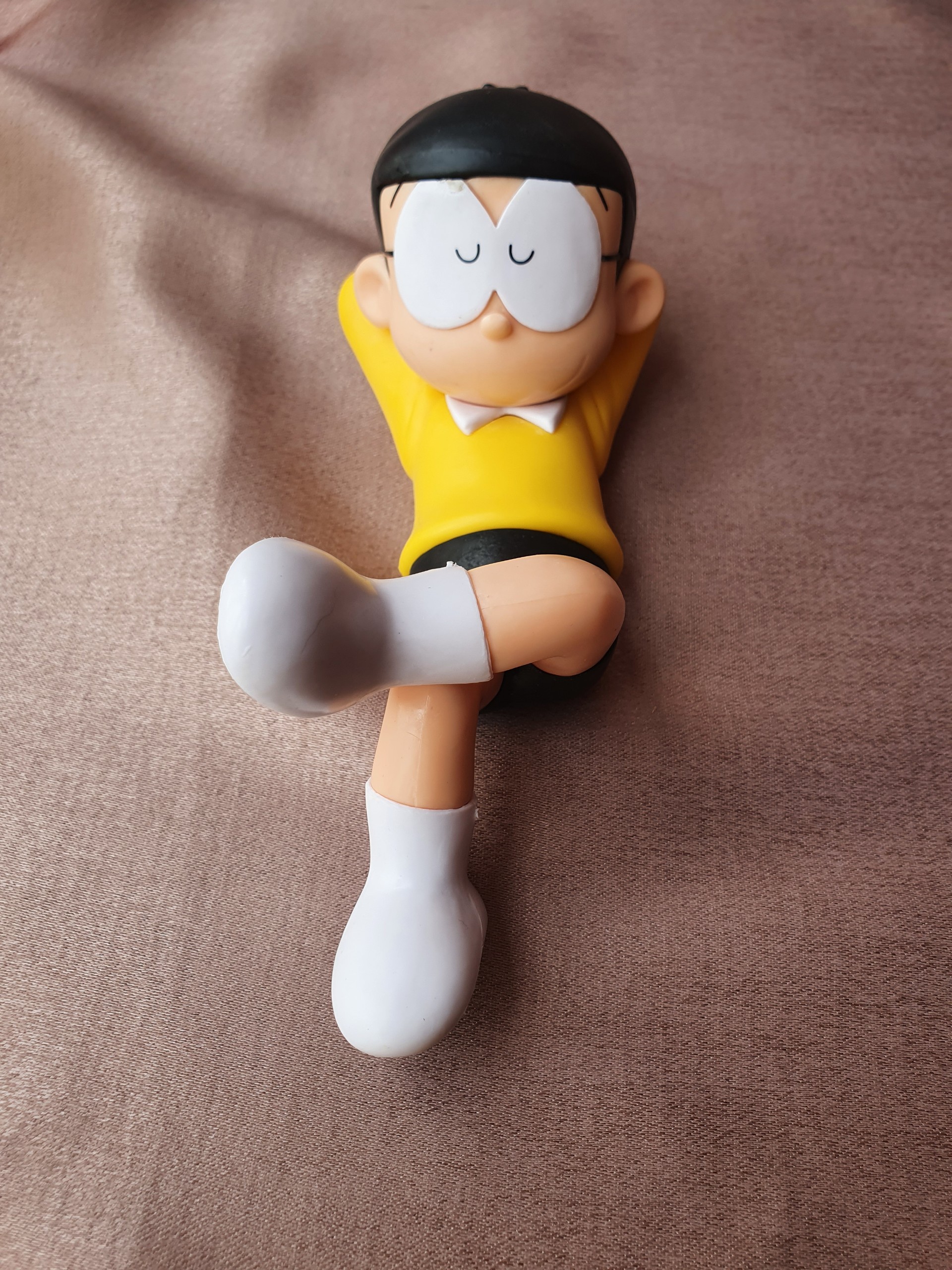 Mô hình Nobita trong năm 2024 được cập nhật với công nghệ 3D mới nhất, đem lại trải nghiệm sống động và chân thật hơn bao giờ hết. Tất cả những chi tiết của Nobita như áo, quần, mặt cười đều được tái hiện vô cùng tinh xảo, giống hệt trong bộ truyện tranh Doraemon nổi tiếng. Chắc chắn bạn sẽ muốn sở hữu ngay một chiếc mô hình Nobita đó!